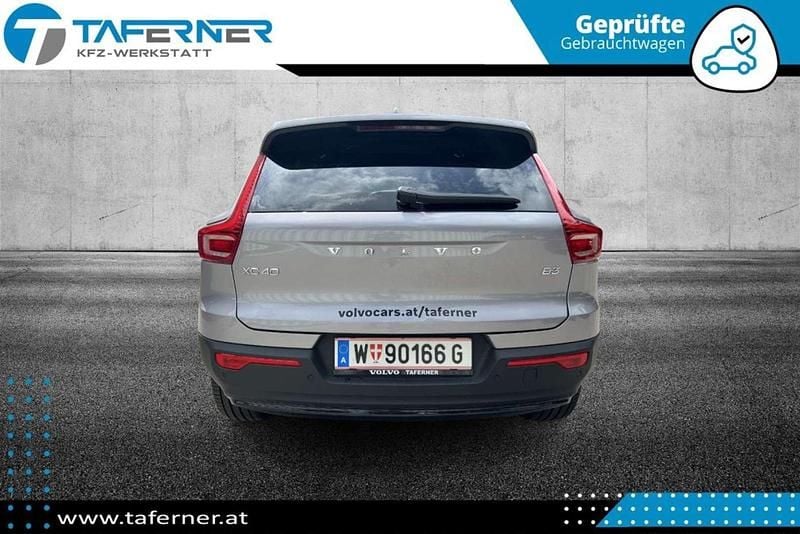 Gebraucht Volvo XC40 Plus 163 PS (119 kW) 2025 Silber SUV