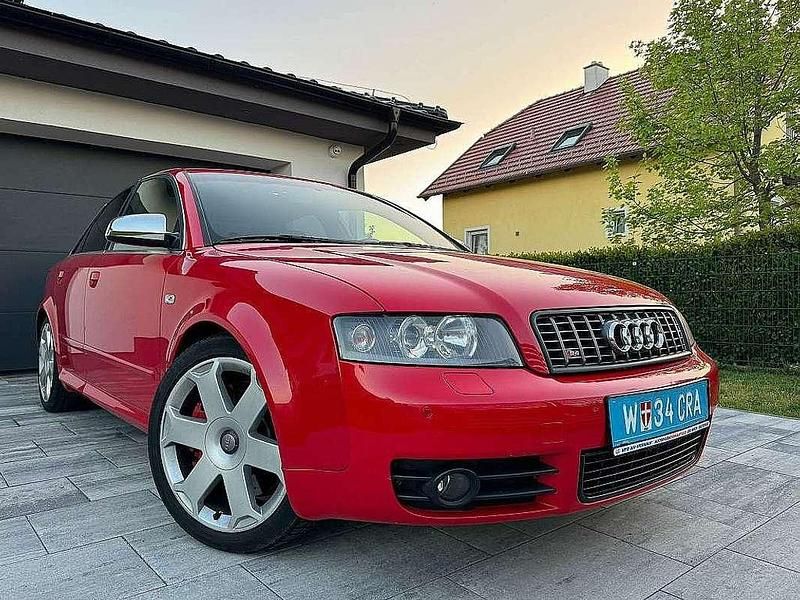 Gebraucht Audi S4 344 PS (253 kW) 2003 Rot Limousine