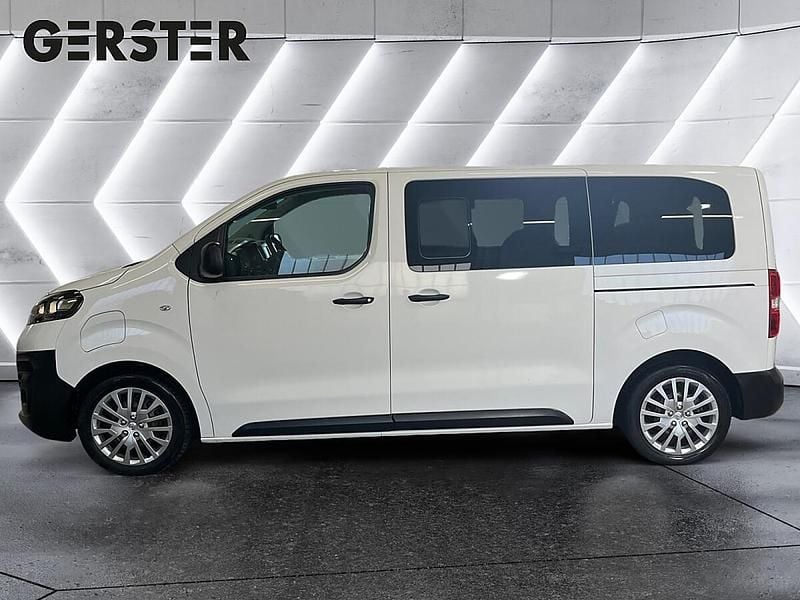 Gebraucht Opel Vivaro-e Combi 100 kW (136 PS) 2021 Weiß Van
