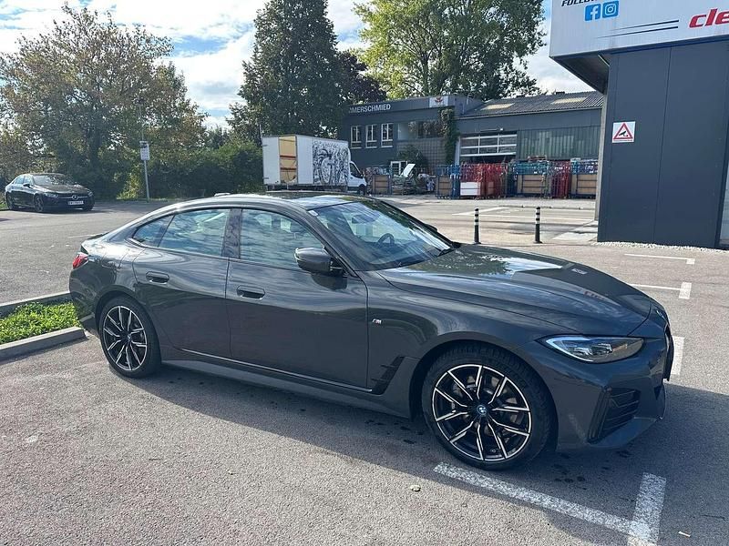 Gebraucht BMW i4 M Sport 250 kW (340 PS) 2024 Grau Limousine