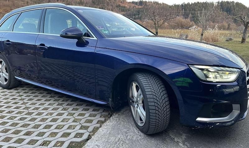Gebraucht Audi A4 190 PS (139 kW) 2020 Blau Kombi