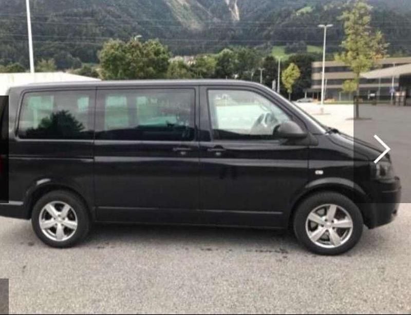 Gebraucht VW Multivan Startline 140 PS (102 kW) 2011 Schwarz Van