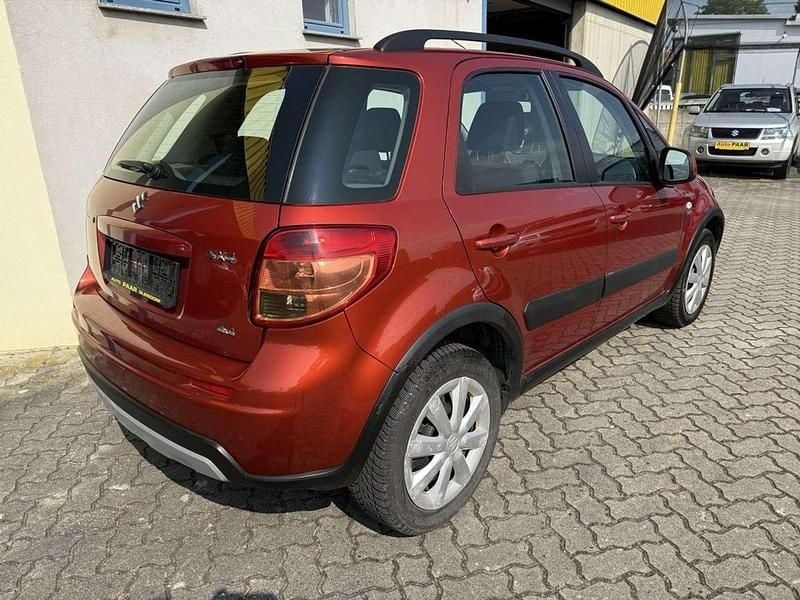 Gebraucht Suzuki SX4 GL 135 PS (99 kW) 2012 Rot SUV