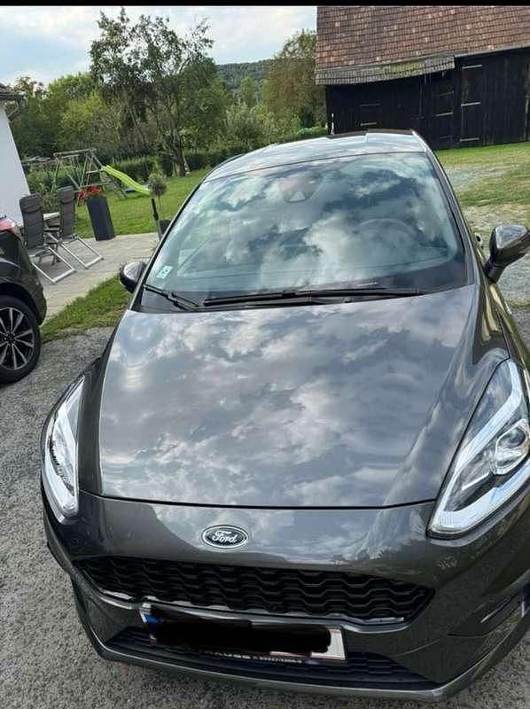 Grau Gebraucht 2020 Ford Fiesta ST-Line Kleinwagen | € 11.500 (Guter Preis) - Bild 1/4