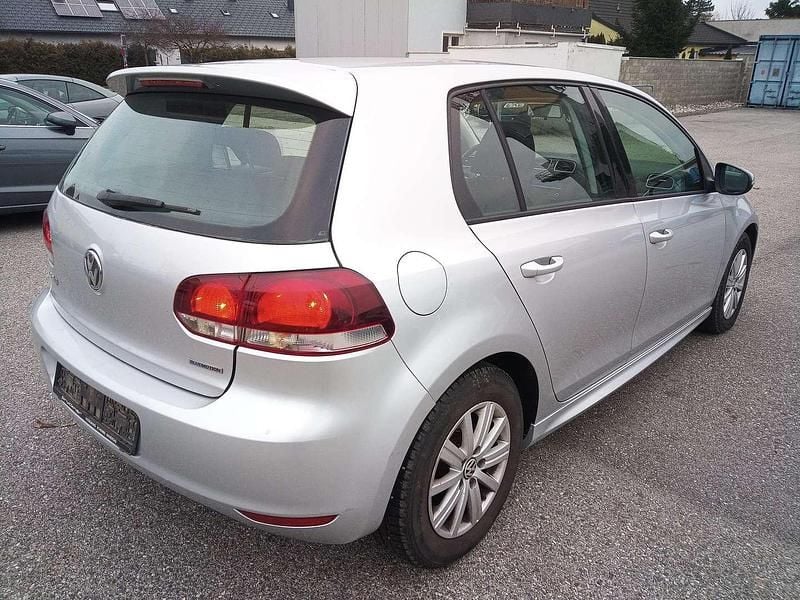 Gebraucht VW Golf VI Trendline 105 PS (77 kW) 2010 Grau Kleinwagen