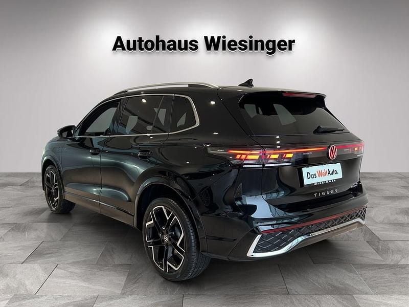 Neu VW Tiguan Sport 272 PS (200 kW) 2025 Schwarz  metallic SUV