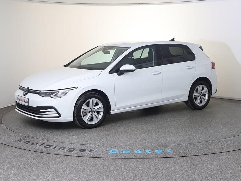 Gebraucht VW Golf VIII Life 115 PS (84 kW) 2023 Weiss  normal Limousine