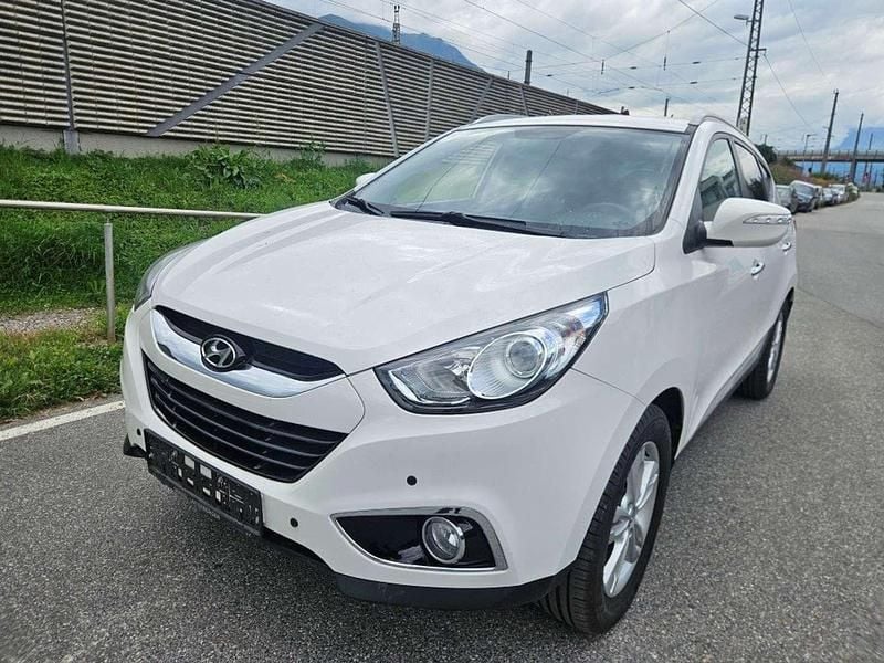Gebraucht Hyundai ix35 136 PS (100 kW) 2013 Weiß SUV