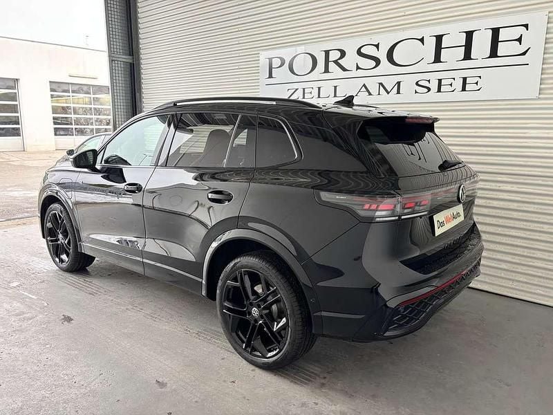 Gebraucht VW Tiguan Sport 150 PS (110 kW) 2025 Schwarz SUV