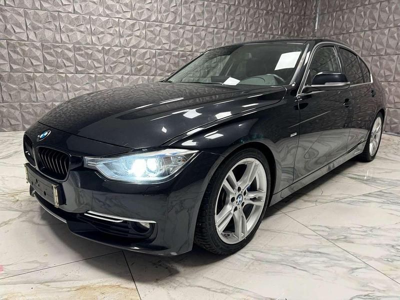 Gebraucht BMW 335 Luxury Line 306 PS (225 kW) 2012 Schwarz Limousine