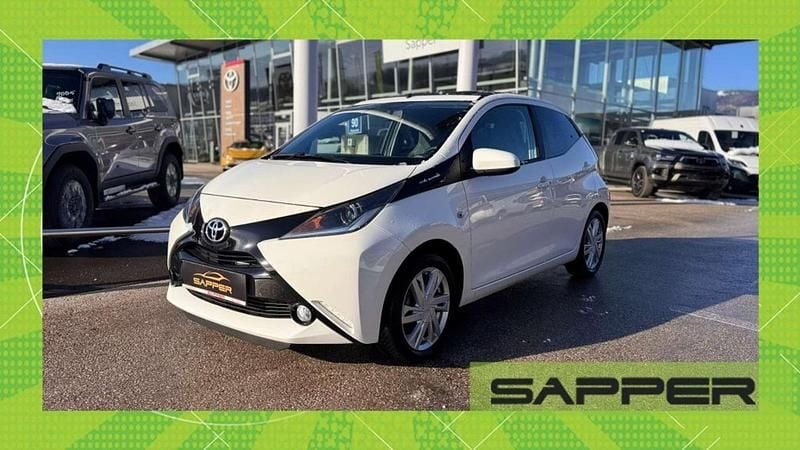 Gebraucht Toyota Aygo X-wave 69 PS (50 kW) 2014 Weiß Kleinwagen