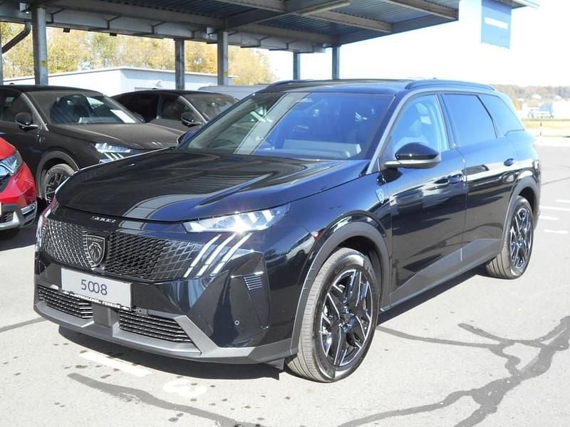 Neu Peugeot 5008 GT 136 PS (100 kW) 2025 SUV
