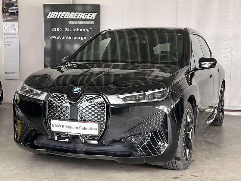 Schwarz Gebraucht 2022 BMW iX SUV | € 47.900 (Fairer Preis) - Bild 1/4