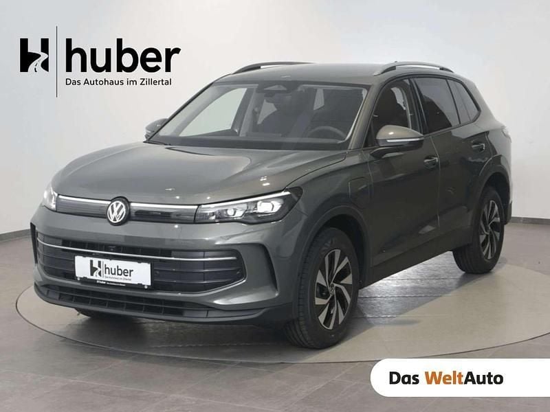 Neu VW Tiguan 204 PS (150 kW) 2025 Grün SUV
