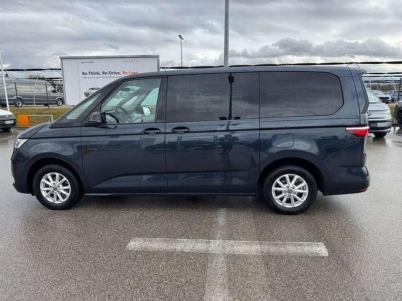 Gebraucht VW Multivan 150 PS (110 kW) 2024 Blau Van