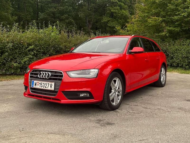 Gebraucht Audi A4 245 PS (180 kW) 2013 Rot Kombi