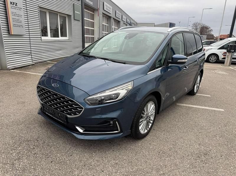 Blau Gebraucht 2022 Ford Galaxy Vignale Van / Kleinbus | € 33.990 (Etwas zu teuer) - Bild 1/4