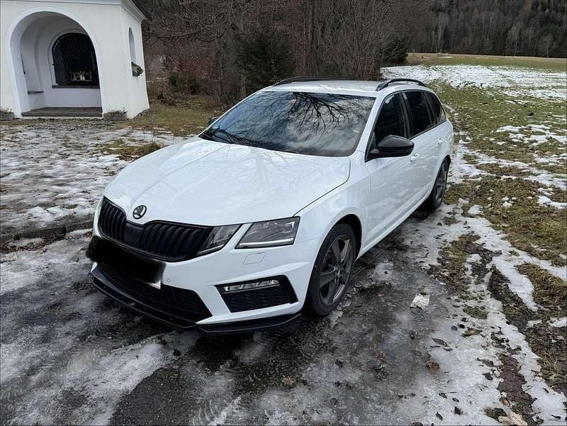 Gebraucht Skoda Octavia RS 184 PS (135 kW) 2017 Weiß Kombi