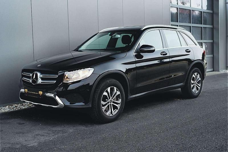 Gebraucht Mercedes GLC250 211 PS (155 kW) 2018 Schwarz SUV