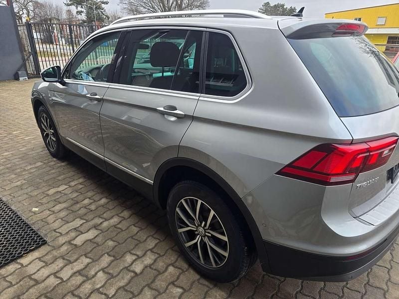 Gebraucht VW Tiguan Comfortline 150 PS (110 kW) 2017 Grau SUV