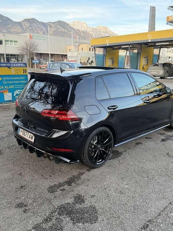 Gebraucht VW Golf VII R 300 PS (220 kW) 2019 Schwarz Kleinwagen