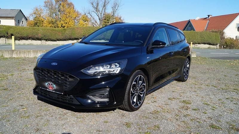 Schwarz Gebraucht 2019 Ford Focus Business Edition Kombi | € 12.980 (Fairer Preis) - Bild 1/4