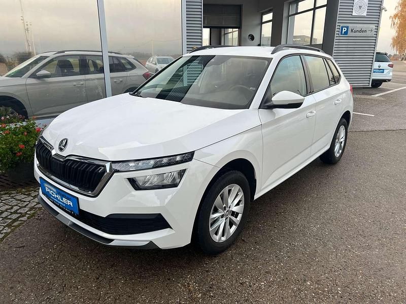 Weiss normal Gebraucht 2023 Skoda Kamiq Ambition SUV | € 18.990 (Guter Preis) - Bild 1/4