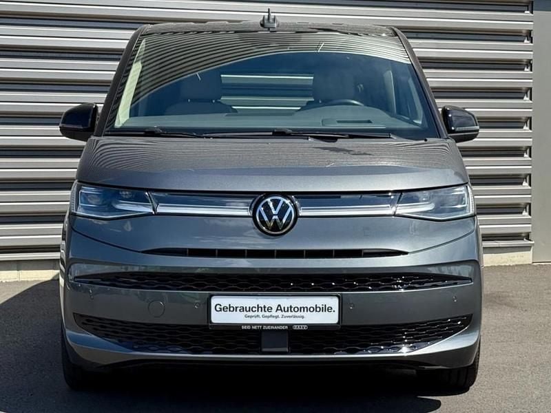 Gebraucht VW Multivan Edition 150 PS (110 kW) 2024 Grau Van
