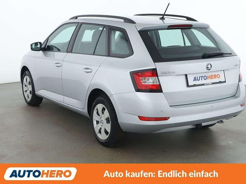 Gebraucht Skoda Fabia Active 75 PS (55 kW) 2019 Silber Kombi