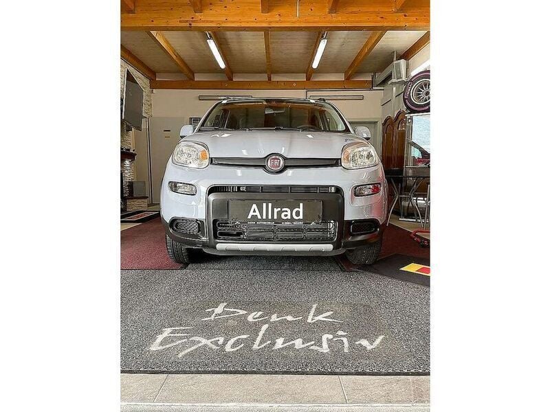 Gebraucht 2023 Fiat Panda 4x4 Kleinwagen | € 19.850 (Teuer) - Bild 1/4