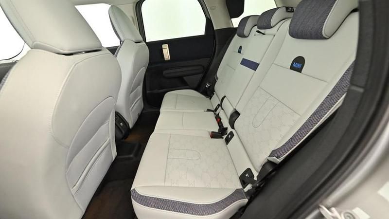 Gebraucht Mini Countryman 170 PS (125 kW) 2024 Silber SUV