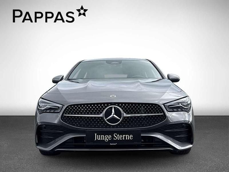 Gebraucht Mercedes CLA200 Shooting Brake 163 PS (119 kW) 2024 Grau Kombi