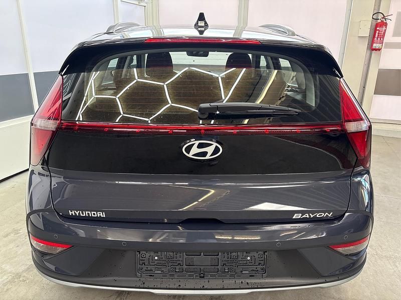 Neu Hyundai Bayon Life 99 PS (72 kW) 2025 Grau SUV