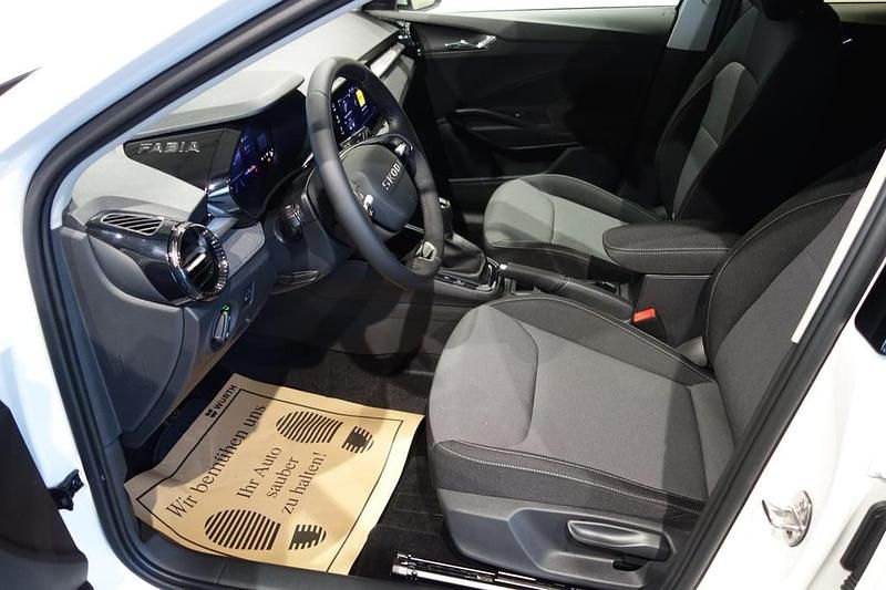 Gebraucht Skoda Fabia Selection 95 PS (69 kW) 2026 Weiss  normal Kleinwagen