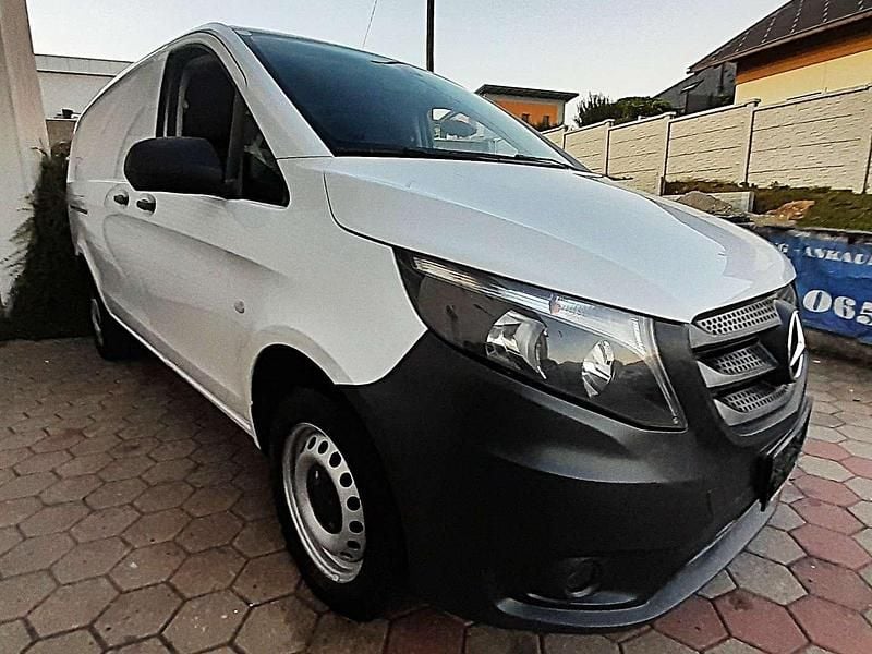 Weiß Gebraucht 2017 Mercedes Vito Van | € 16.950 (Superpreis) - Bild 1/4