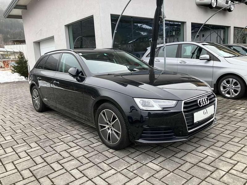 Gebraucht Audi A4 Design 150 PS (110 kW) 2017 Schwarz Kombi