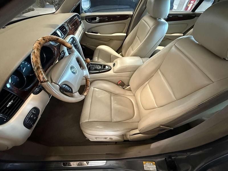 Gebraucht Jaguar XJ6 Executive 238 PS (175 kW) 2004 Grau Limousine