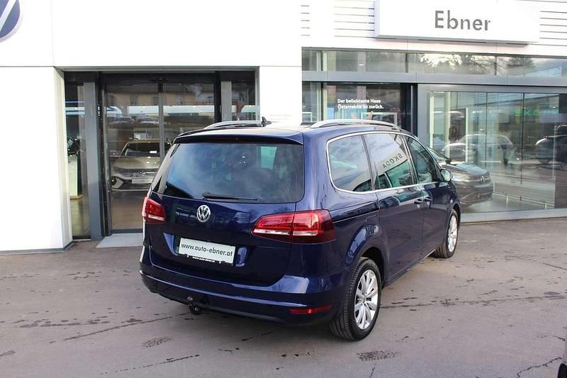 Gebraucht VW Sharan Business+ 177 PS (130 kW) 2019 Mittelblau  metallic Van / Kleinbus