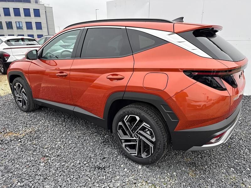 Neu Hyundai Tucson 159 PS (116 kW) 2025 Orange SUV