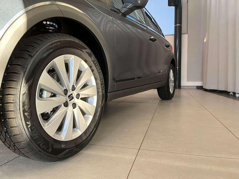 Gebraucht Seat Arona Reference 95 PS (69 kW) 2025 Grau SUV