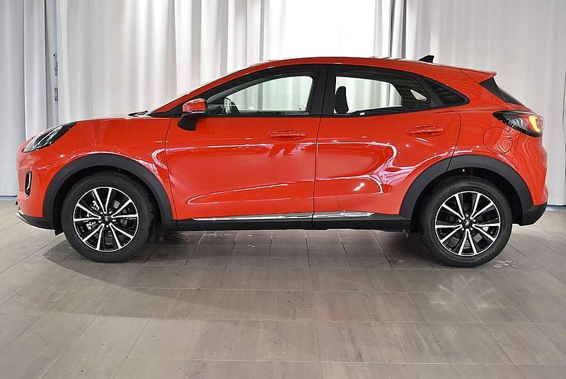 Gebraucht Ford Puma Titanium 125 PS (91 kW) 2021 Rot SUV