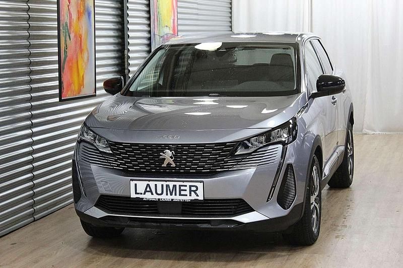 Gebraucht Peugeot 3008 Allure 131 PS (96 kW) 2022 Grau SUV