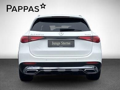 Gebraucht Mercedes GLC300e 333 PS (244 kW) 2024 Weiß SUV