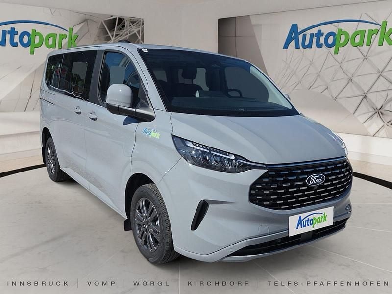 Gebraucht Ford Tourneo Custom Limited 136 PS (100 kW) 2025 Grau Van