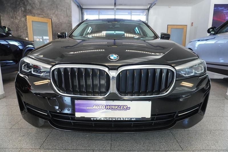 Gebraucht BMW 520 Sport Line 190 PS (139 kW) 2021 Schwarz Kombi
