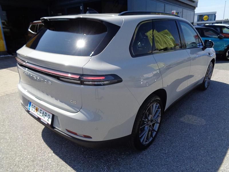 Gebraucht Leapmotor C10 160 kW (218 PS) 2025 Grau SUV