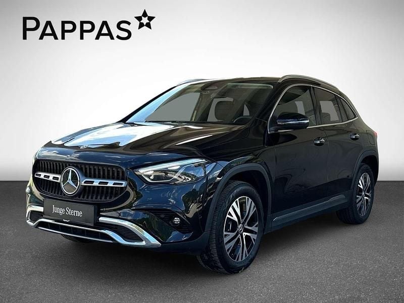 Gebraucht Mercedes GLA250 Progressive 163 PS (119 kW) 2024 Schwarz SUV