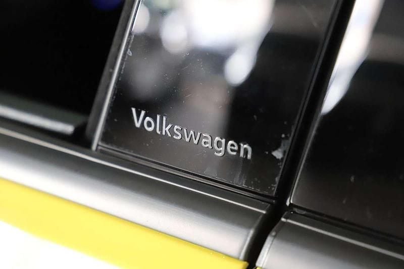 Neu VW T-Cross 116 PS (85 kW) 2025 Gelb SUV