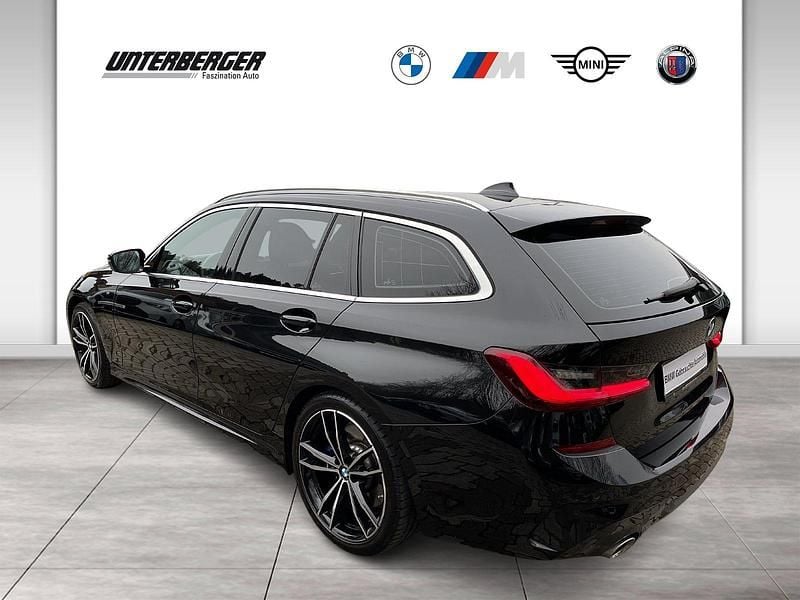 Gebraucht BMW 330 M Sport 258 PS (189 kW) 2019 Schwarz Kombi