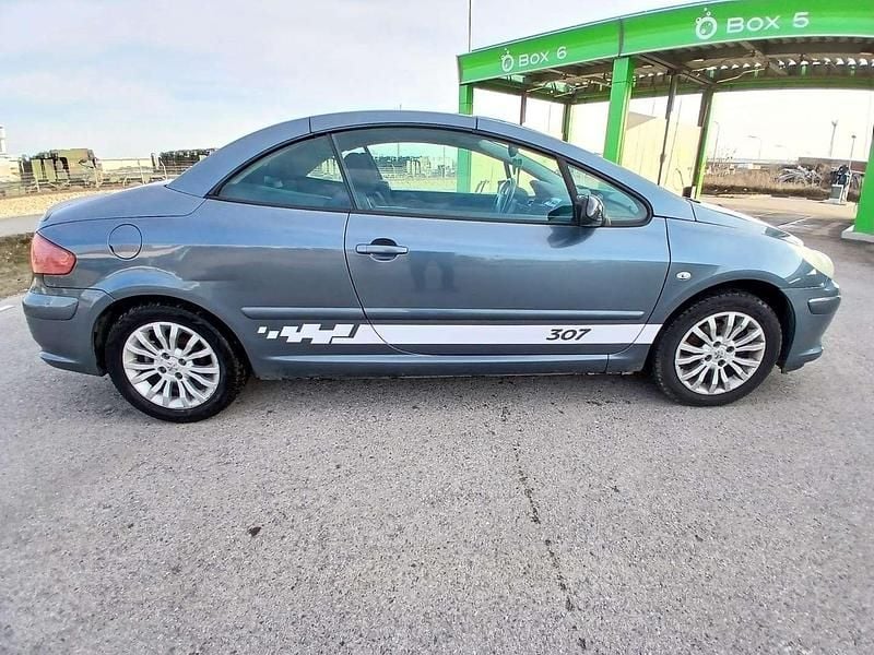 Gebraucht Peugeot 307 CC 109 PS (80 kW) 2006 Grau Cabrio